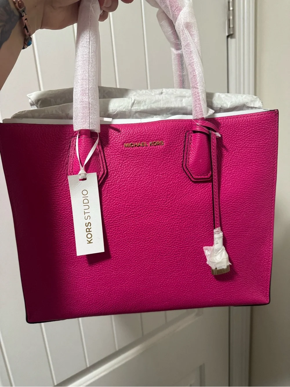 NWT Michael Kors Fushia Tote Bag - Kors Studio
